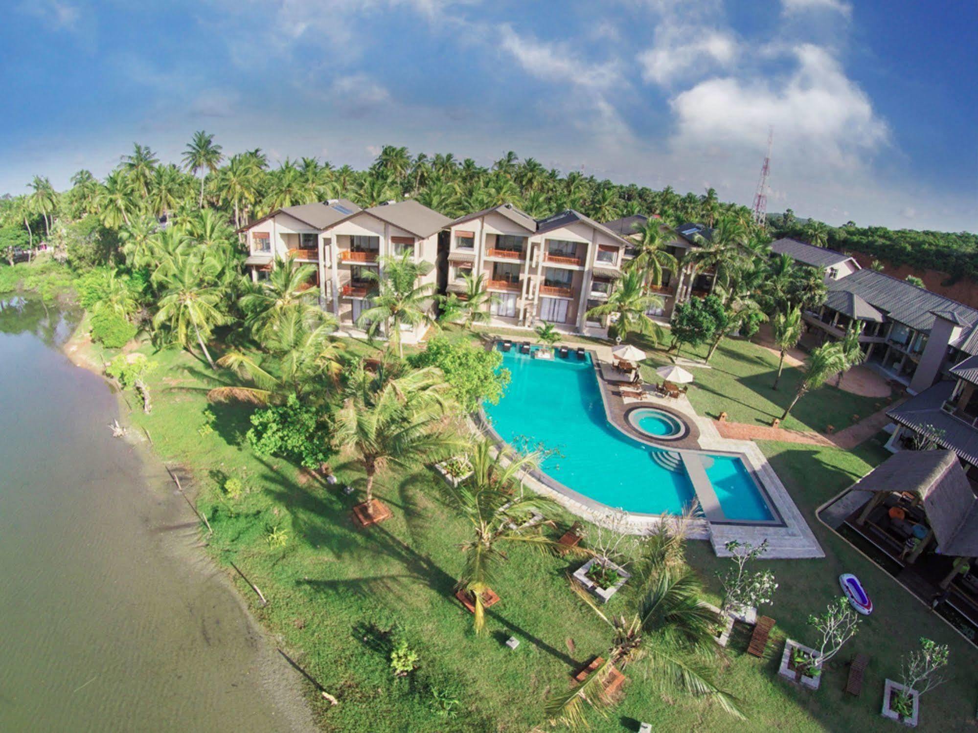 Amaranthe Bay Resort & Spa Trincomalee Exteriör bild
